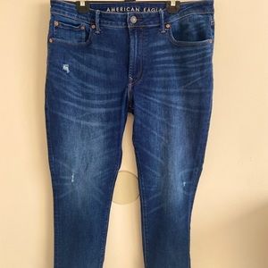 American Eagle men’s jeans